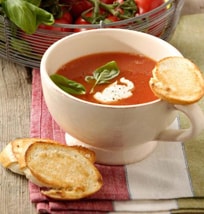 Soupe De Tomates Classique Avec Pain À L’Ail | Philips